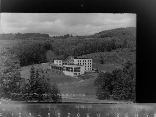 51702 W5275 Bergneustadt GLASNEGATIV Heimvolkshochschule