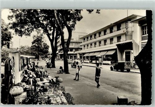 Abidjan Marktszene Auto Boulevard Antonetti Hotel du Parc