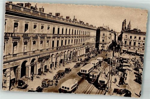 Toulouse Omnibus Auto Straßenbahn Marktszene Place du Capitole