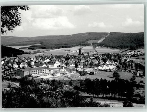 Schmallenberg Alexanderhaus Schmallenberg Pfarrgemeindehaus mit Jugend- und Altentagesstätte