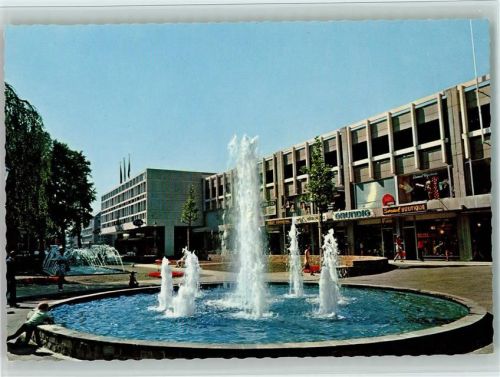 Namur Leopold Wasserbrunnen bei Grundig Boutique AKU2