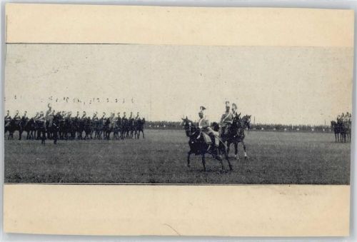 Armee-Parade
