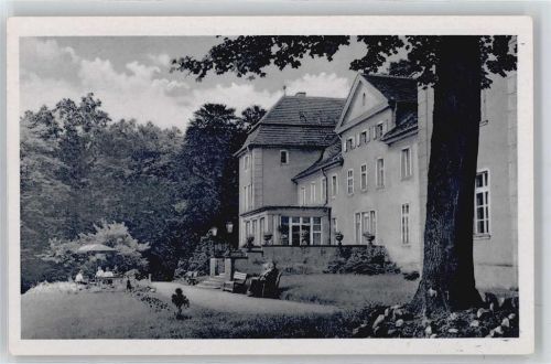 Karnzow Genesungsheim Baum Wiese