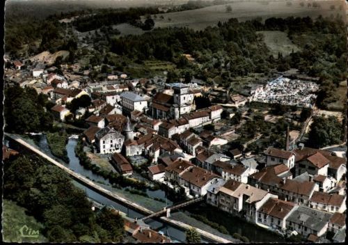 Fontenoy-le-Chateau Fliegeraufnahme