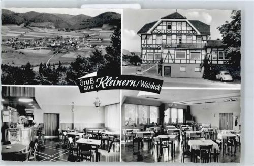 Kleinern Gasthaus Pension zum Wesetal Gesamtansicht Berg Feld Haus Baum