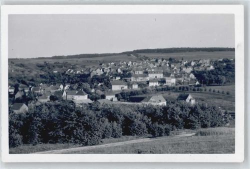 Laubuseschbach Feld Baum Haus