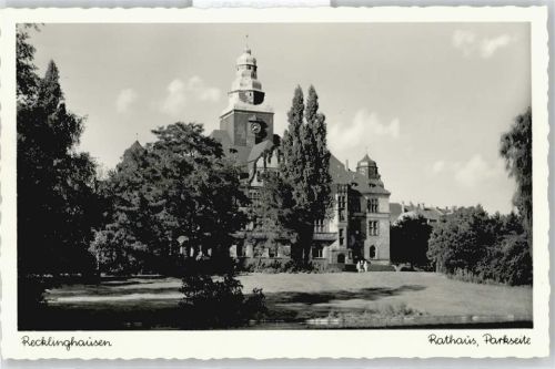 Recklinghausen Rathaus, Park AKU1