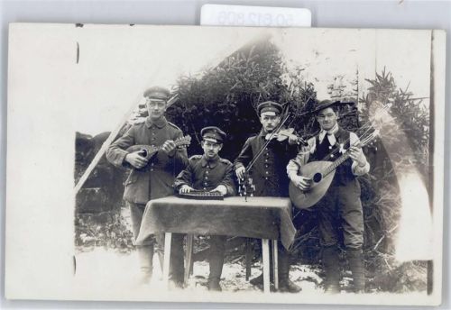 im Krieg , Foto-Karte