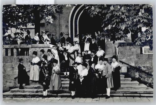 Partenkirchen Sonntagskirchgang