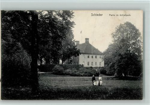 Schieder 1909 ex Sammlung Busse Partie im Schloßpark Familienfoto