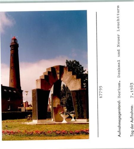 Borkum Denkmal und Neuer Leuchtturm Foto montiert auf Karton
