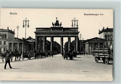Berlin Mitte Brandenburger Tor Pferdekutschen