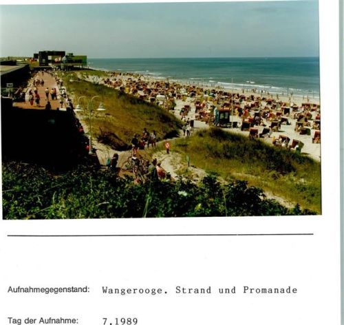 Wangerooge Strand und Promenade Foto montiert auf Karton