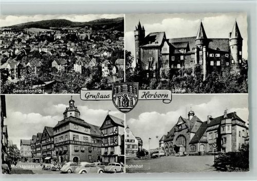 Herborn Gesamtansicht Schloß Marktplatz und Rathaus Bahnhof VW-Käfer