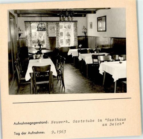 Hamburg-Insel Neuwerk Foto montiert auf Karton Gasthaus am Deich Gaststube