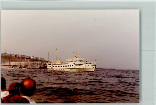 Helgoland MS Rum Hart auf Reede