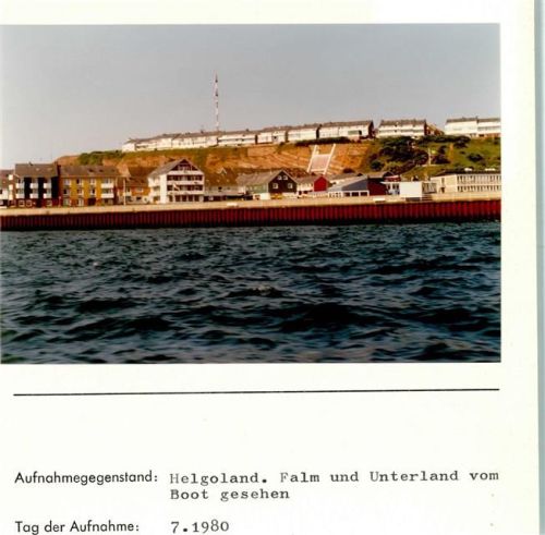 Helgoland Falm Unterland vom Boot aus Foto montiert auf Karton
