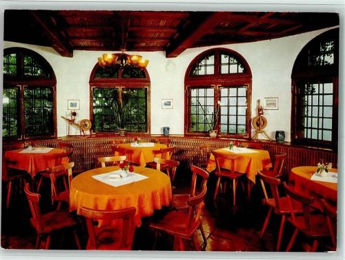 Hammelburg Hotel Schloss Saaleck Innenaufnahme Turmzimmer Spinnrad