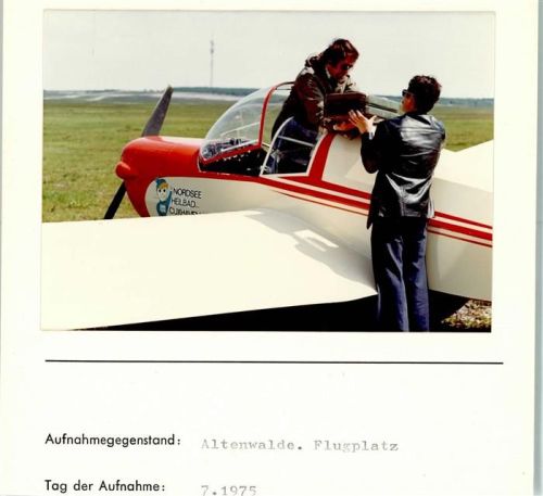 Altenwalde Segelflugplatz Propellermaschine Foto montiert auf Karton