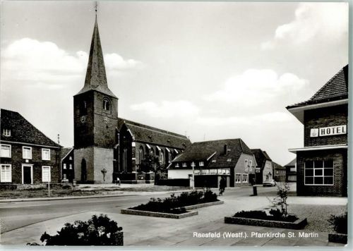 Raesfeld Rückseite mit Abschürfungen und Kleberesten Pfarrkirche St. Martin