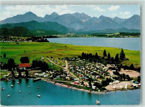 Brunnen Ferienplatz Campingplatz Forggensee Rückseite mit Abschürfungen bzw Kleberesten