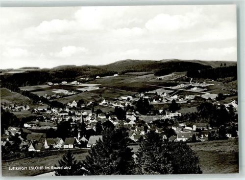 Eslohe Rückseite mit Abschürfungen und Kleberesten