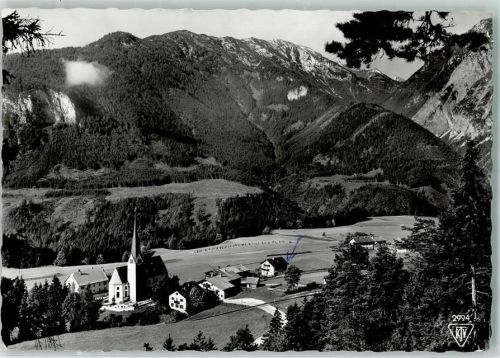Maurach Kirche zur Heiligen Notburga Eben am Achensee