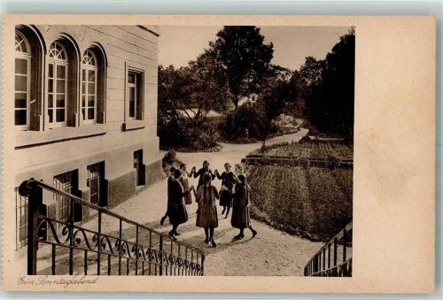 Schwäbisch Gmünd Töchterinstitut St. Loreto Tanzende Jugendliche