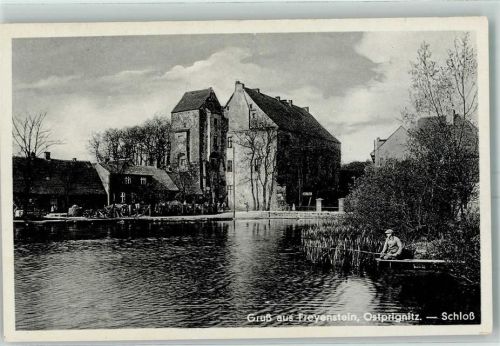 Freyenstein Schloß und Schloßteich Angler