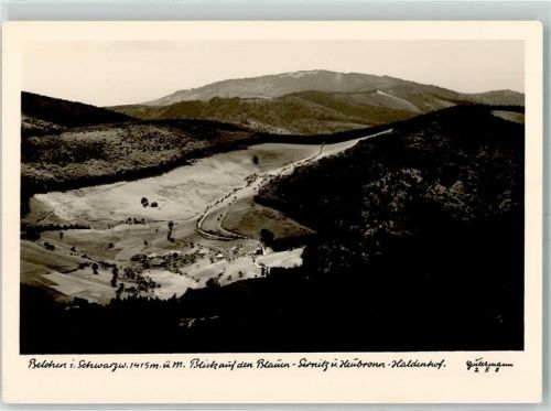 Belchen Fotograf Gutermann Blick auf den Blauen Sirnitz und Heubronn Haldenhof