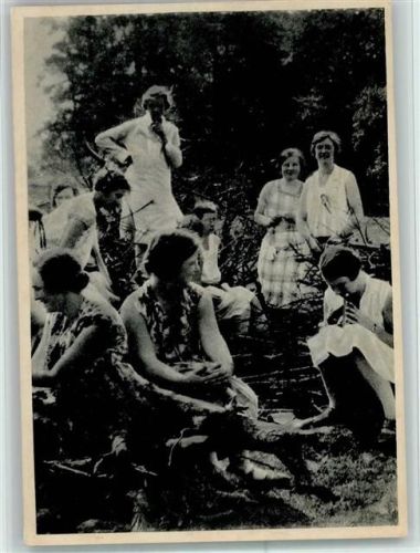 Adel Juliana v. Niederlande beim Ausflug 1927- Fotoapparat