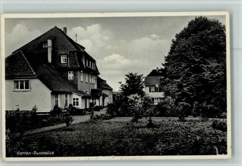 Mücke Bibelheim Flensungerhof Garten-Durchblick