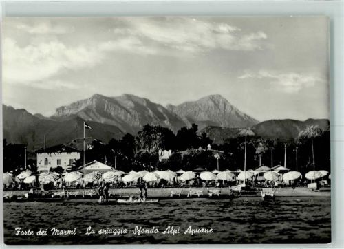 55042 Forte dei Marmi - Der Strand und die Aquanischen Alpen