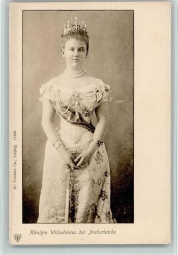 Königin Wilhelmina mit Diadem AK
