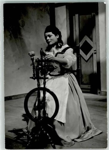 Linz 1961 - 1962 Landestheater Oper Zdenka Djeri Der Waffenschmied Spinnrad