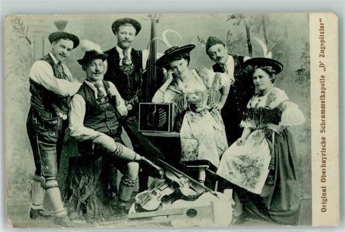 Oberbayrische Schrammelkapelle Zugspitzler Tracht Volksmusik