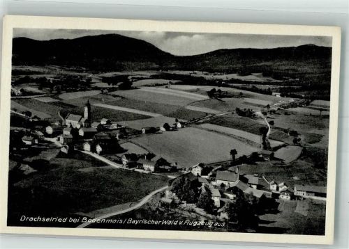 Drachselsried 1943 Fliegeraufnahme des Ortes mit der Kirche St. Aegidius