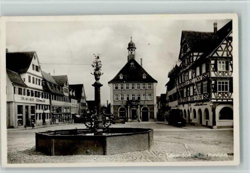 Schorndorf Marktplatz Fachwerkhaus Brunnen