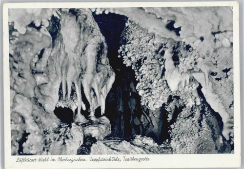 Wiehl Tropfsteinhöhle, Traubengrotte