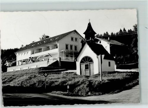 Bayerisch Eisenstein Hotel-Cafe Bayerisch Häusl Schuppen Vorfahrtsverkehrszeichen