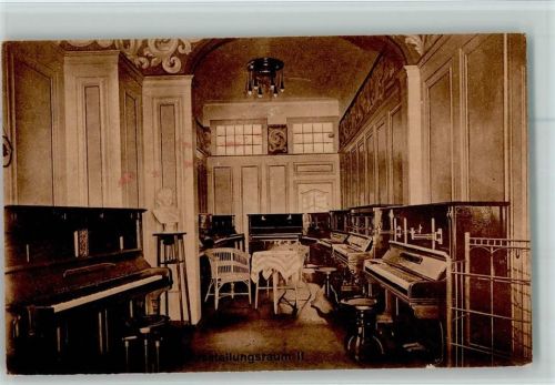 Hamburg Piano-Haus Innenaufnahme Ausstellungsraum II Klaviere