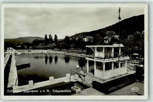 Seeheim-Jugenheim Schwimmbad Wasserrutsche Sprungturm