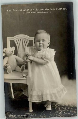 Prinzess Sophie von Sachsen-Weimar-Eisenach mit Teddybär 1. Geburtstag Adel Foto AK