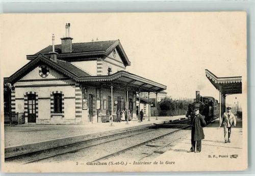 Garches Interieur de la Gare Bahnhof Dampflokomotive