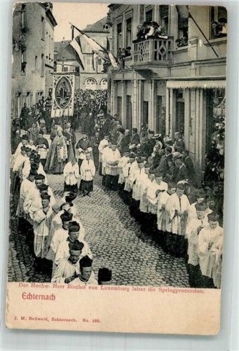 Echternach Springprozession Hochw. Bischoff von Luxemburg