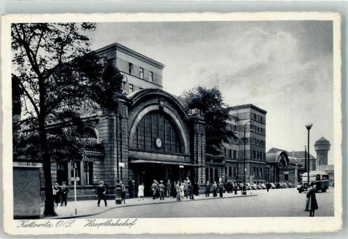 Kattowitz Hauptbahnhof Omnibus Oldtimer