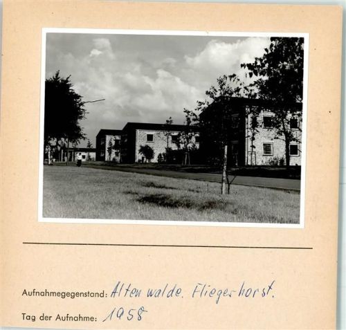 Altenwalde Foto montiert auf Karton Fliegerhorst