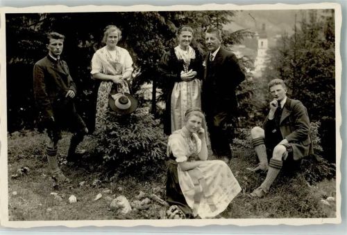 Ramsau Familienfoto Tracht Ort lt. Fotograf