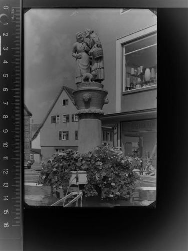 Sindelfingen Eisenwaren, Brunnen