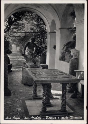 um 1950/60 Italien, Ana-Capri: San Michele, Hermes e tavolo Bizantino, Skulpturen, schöner Tisch,Carcavallo